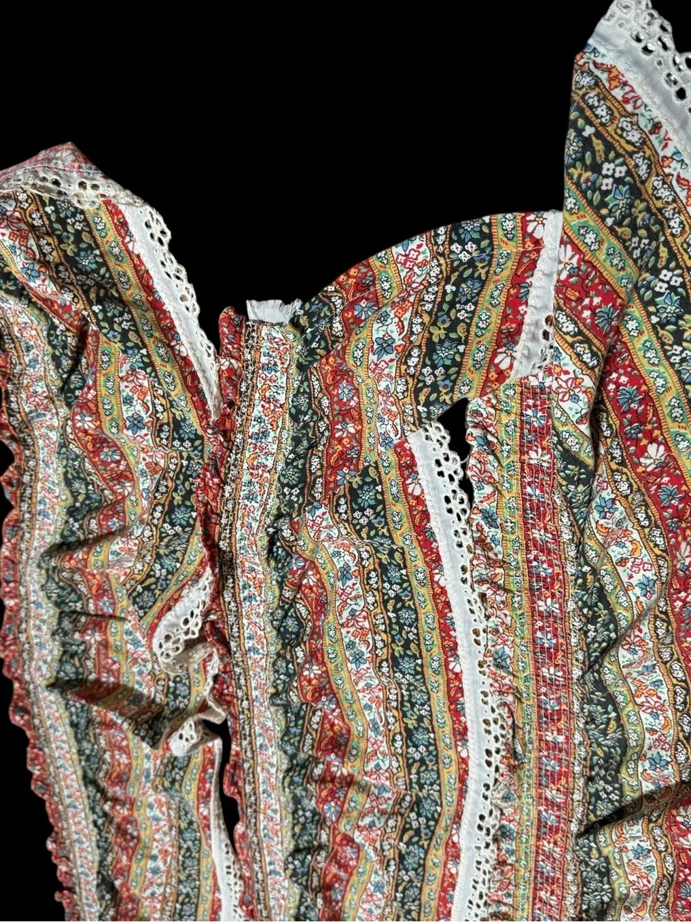 Lot of cottage granny core ruffled floral curtain panels and valances